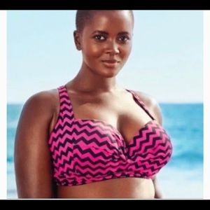 Chevron pink and black bikini top!!